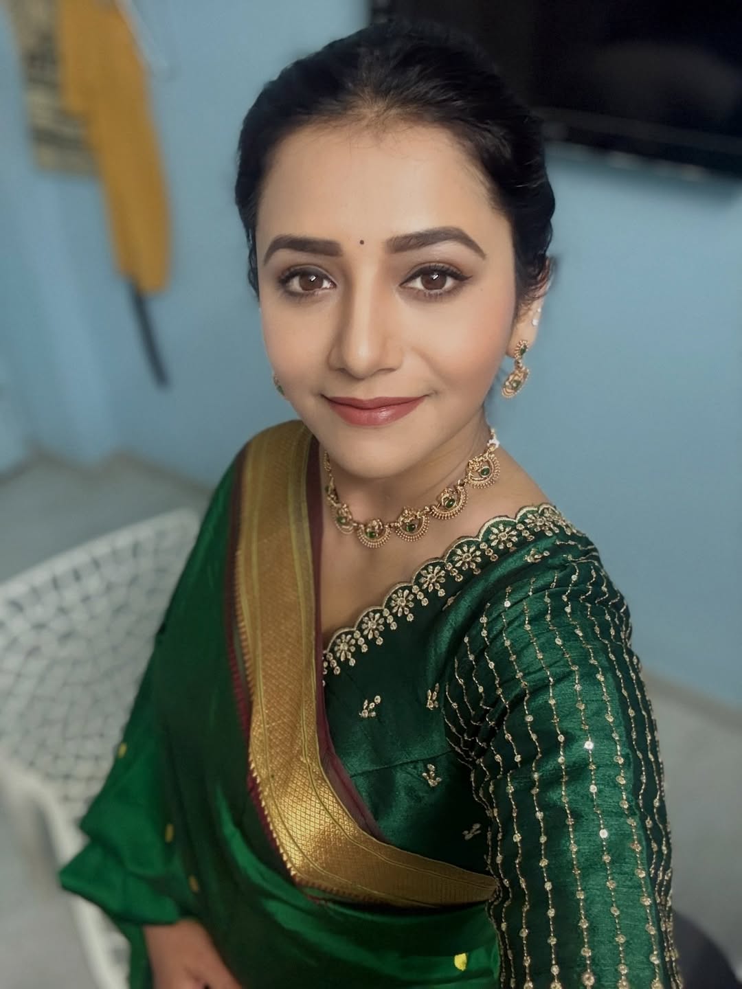 Jui Gadkari Green Saree Look