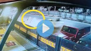Khamgaon hit and run accident CCTV footage | Buldhana road accident news today | Two security guards killed in Khamgaon car crash | Buldhana police arrest car driver Pritpalsingh Sandhu