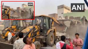 Matin Patel house demolition Chhatrapati Sambhajinagar | Nida Khan Nashik TCS case accused shelter | Aurangabad Municipal Corporation bulldozer action | MIM Corporator illegal construction removal