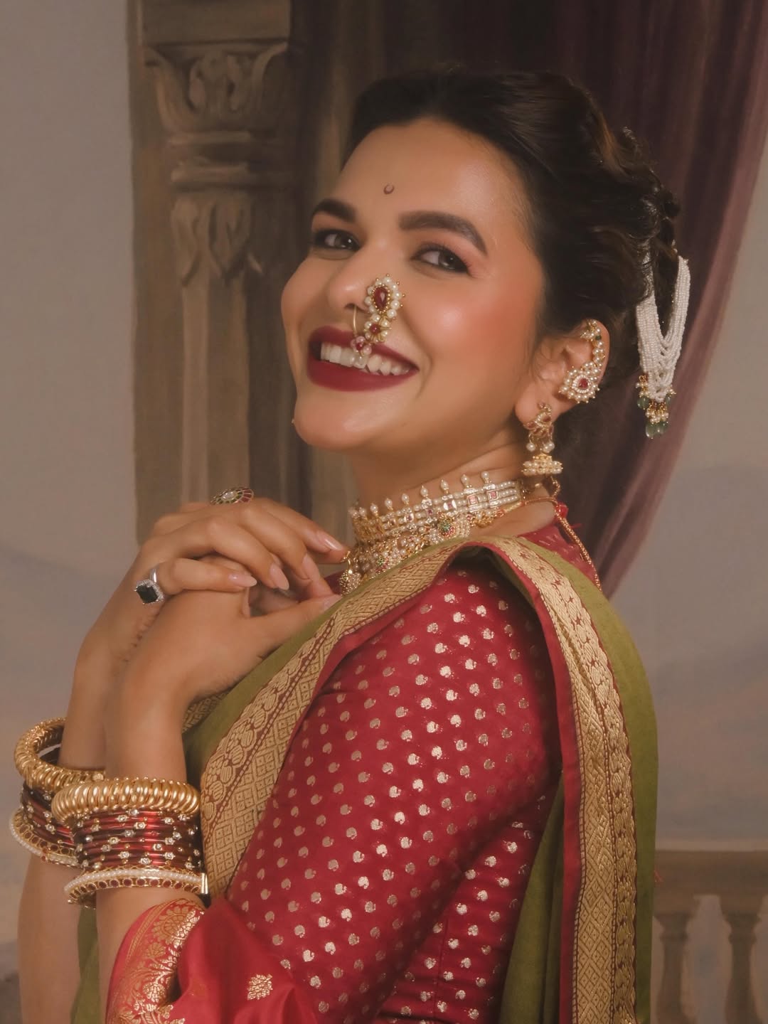 Mitali Mayekar Chandekar Green Nauvari Saree Look