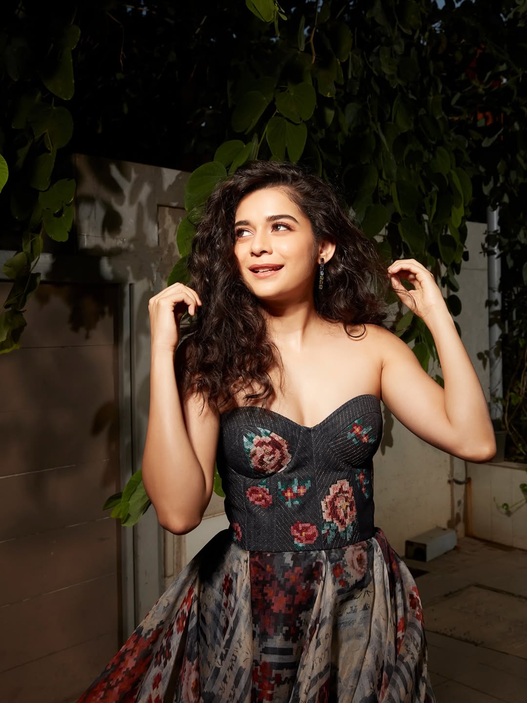 Mithila Palkar Black Suit Look Bhooth Bangla Movie