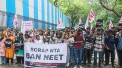 नीट पेपरफुटी प्रकरणानंतर आता केंद्र सरकार मोठा निर्णय घेणार? प्रश्नपत्रिकांच्या वाहतुकीसाठी हवाई दलाची मदत घेण्याच्या हालचाली
