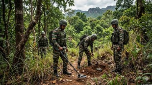 Kanker Naxal IED blast news | DRG jawans martyred in Chhattisgarh | Security forces demining operation Kanker | Chhattisgarh Naxal attack latest updates