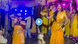 काकू, काय भारी नाचला राव… ‘मेरे हाथों में नौ नौ चूडियां है’ गाण्यावर महिलेचा भन्नाट डान्स; VIDEO पाहून नेटकरी म्हणाले, “लयभारी…”