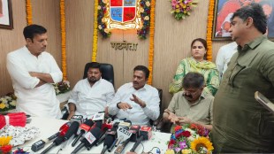 Jitendra Awhad criticizes PM Modi on Petrol Price Hike | NCP Sharad Pawar Group Thane News | Maharashtra Political Updates | Fuel Price Increase Prediction Marathi News