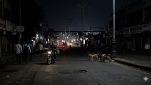 Ambernath street lights maintenance issues | Ambernath Municipal Council civic news | Dark roads in Ambernath city at night | Contractor negligence in street light repair Maharashtra