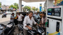 Petrol Diesel Price Today: इंधन दरात पुन्हा बदल! तुमच्या शहरात आज पेट्रोल किती रुपयांनी मिळतंय? लगेच तपासा