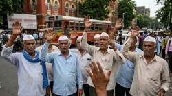 तोट्यातल्या बेस्टच्या आणखी चौदा अधिकाऱ्यांना पदोन्नती