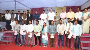 Hasan Mushrif inaugurates CPR hospital Kolhapur | Shenda park medical college facilities Maharashtra | Robotic arm physiotherapy lab government hospital | Western Maharashtra healthcare infrastructure development