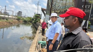 Vasai Virar railway track monsoon cleaning | Western Railway local train waterlogging Nallasopara | VVCMC pre monsoon nala safai Sanjay Herwade | Vasai Virar water logging local train track updates