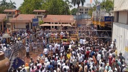 दूर्मिळ योगामुळे शनिशिंगणापूरला भाविकांच्या गर्दीचा महापूर