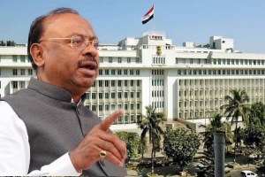 Chandrashekhar Bawankule Maharashtra Revenue Minister | Maharashtra land revenue code amendment Mumbai | District Collector land regularization powers Maharashtra | Mantralaya Mumbai revenue department decision