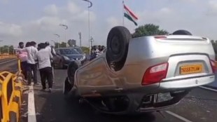 Rakshak Chowk flyover accident Pimpri Chinchwad | Aundh Rawet BRT road car crash | MP Shrirang Barne inspects Rakshak Chowk Pune | Pimpri Chinchwad Municipal Corporation PCMC structural defect