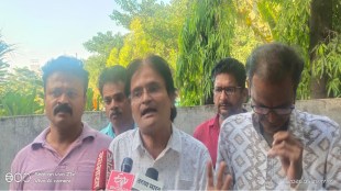 Akhil Bharatiya Chitrapat Mahamandal election 2026 | Meghraj Rajebhosle Samarth panel kite symbol | Satish Ranadive Chitrakarmi panel cup saucer | Marathi film industry election updates