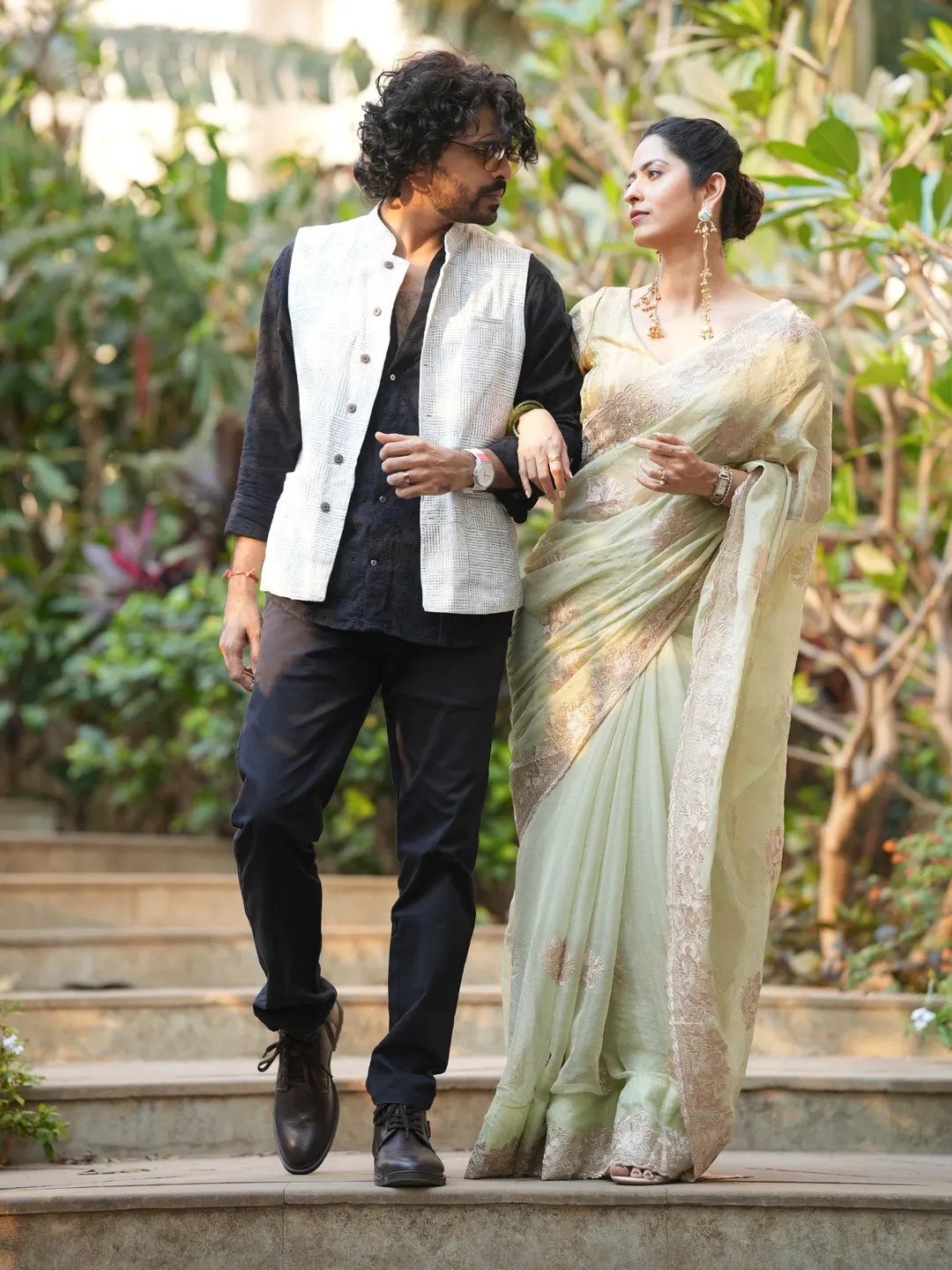 Omprakash Shinde Abhidnya Bhave Photoshoot