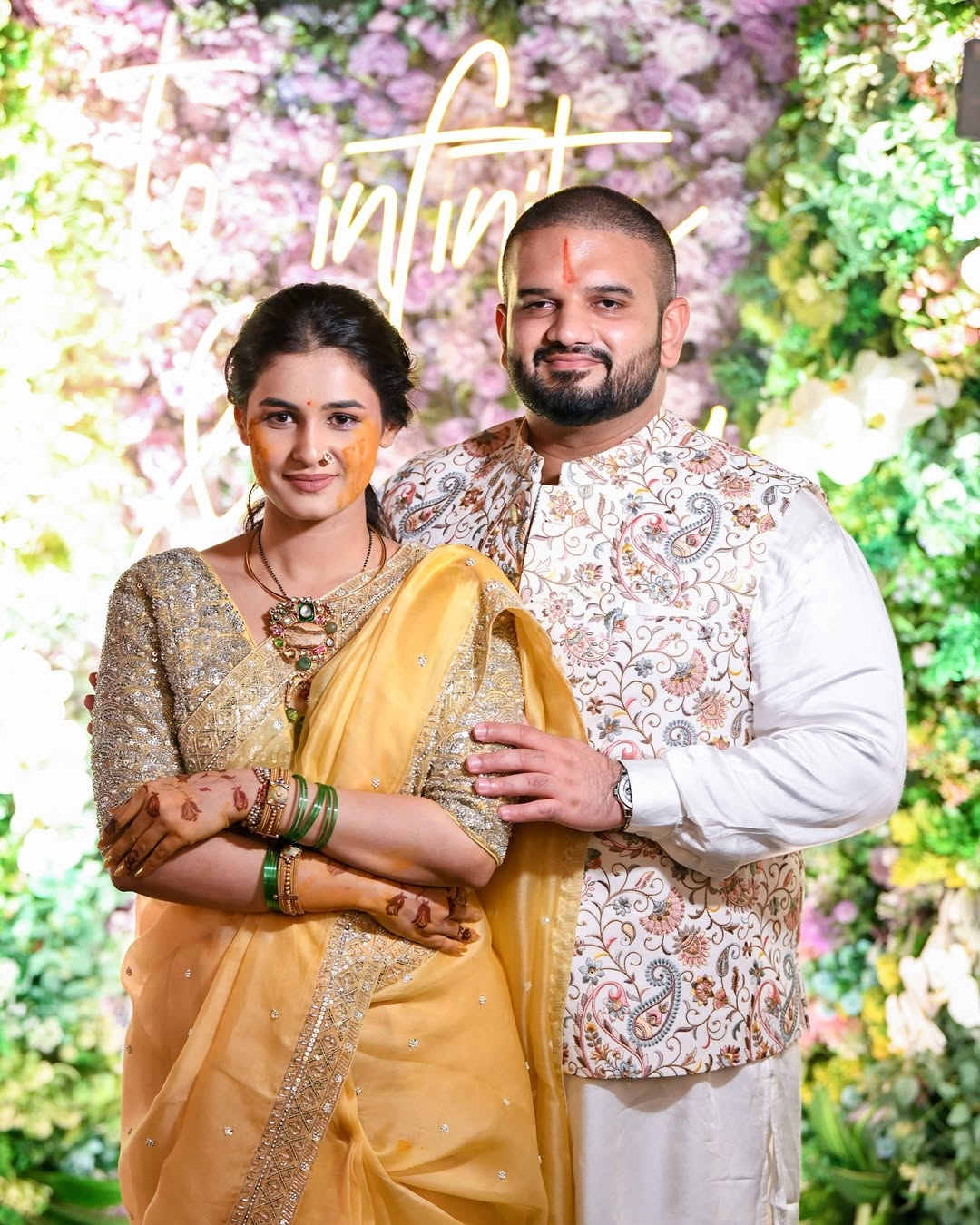 Pruthviraj Mahadik Vaishnvi Mahadik Family Photoshoot