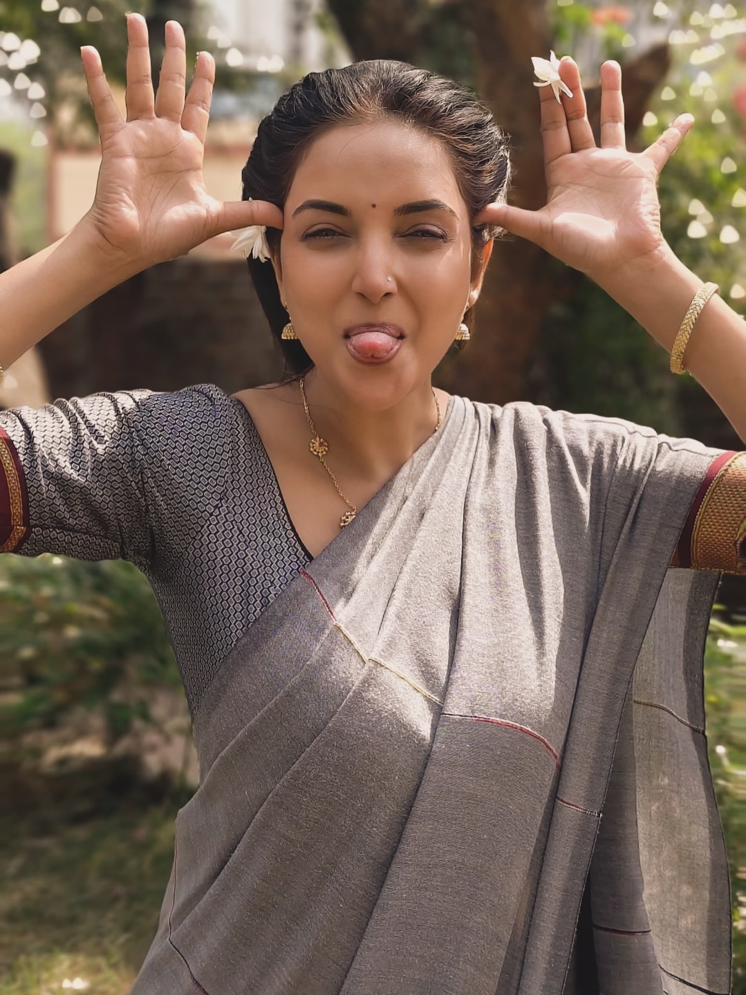 Rupali Bhosle Cotton Saree Look