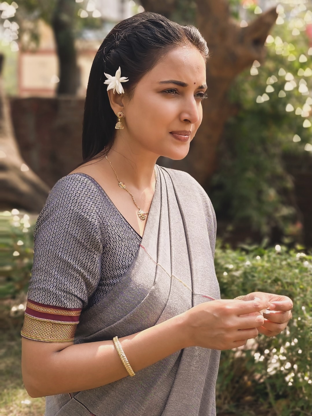Rupali Bhosle Cotton Saree Look