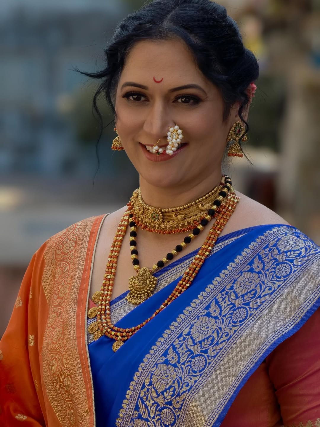 Samidha Guru Nauvari Blue Saree Look