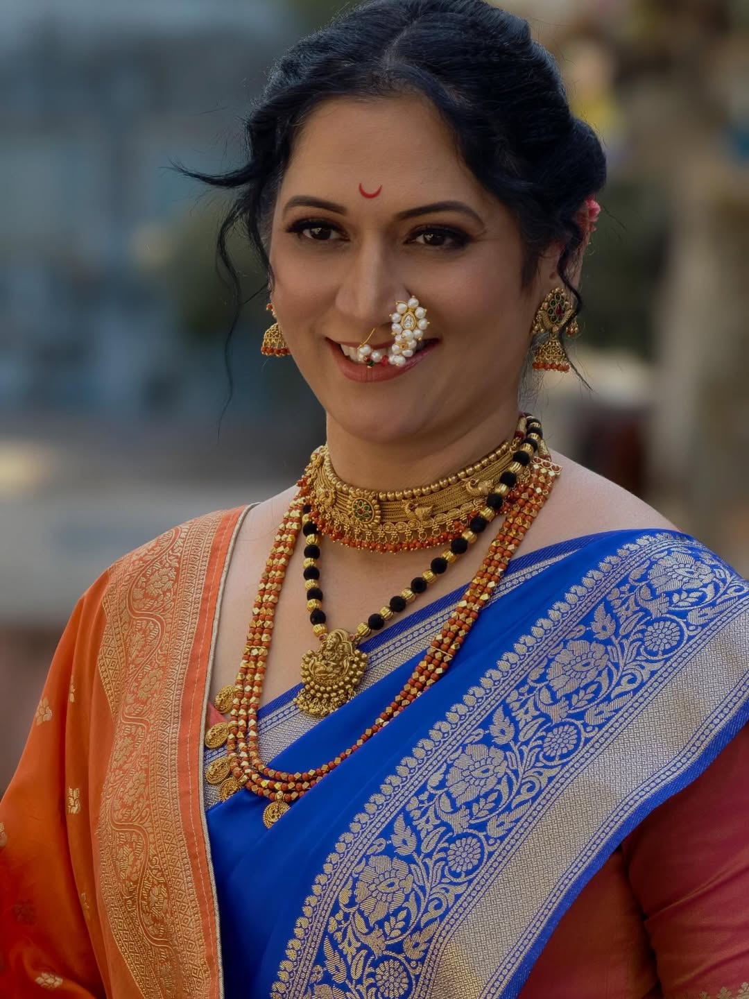 Samidha Guru Nauvari Blue Saree Look