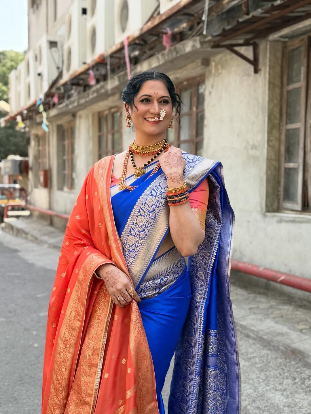 Samidha Guru Nauvari Blue Saree Look