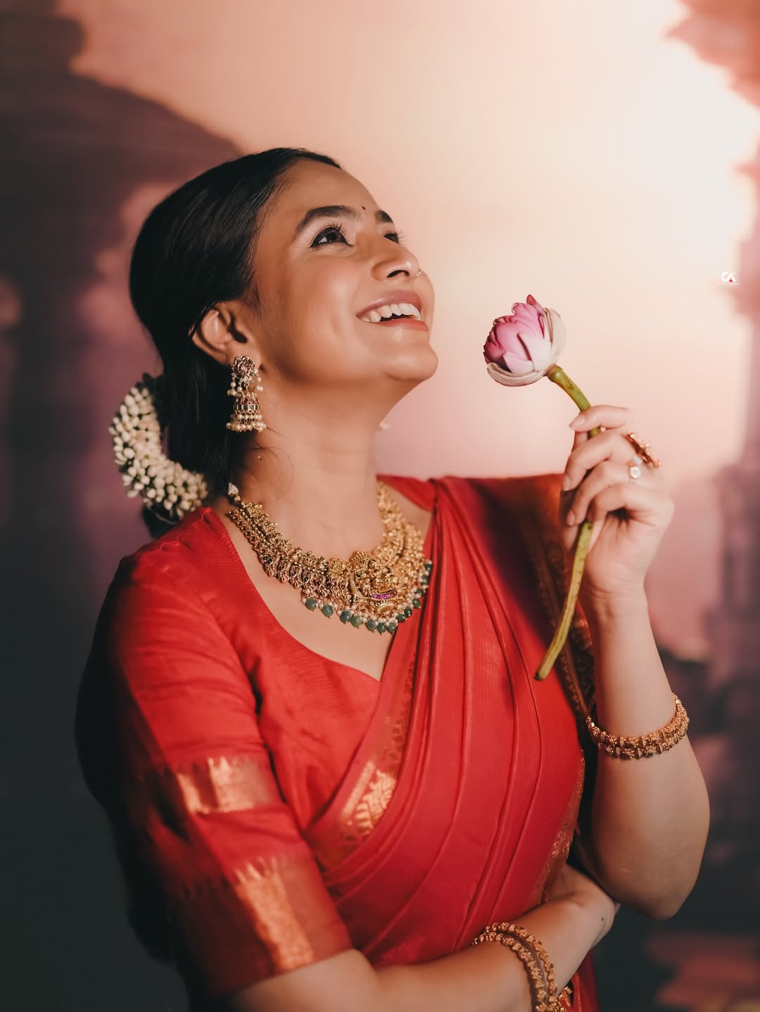 Sayali Deodhar Red Saree Look