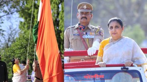 उपमुख्यमंत्री सुनेत्रा पवार यांच्या हस्ते बीडमध्ये दिमाखात ध्वजारोहण; हुतात्म्यांना अभिवादन आणि कामगारांच्या योगदानाचा गौरव