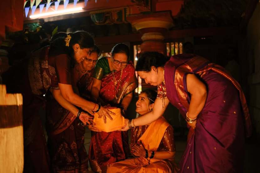 स्वानंदीने विक्रांत रामदास (Vikrant Ramdas) याच्याशी विवाह केला आहे.