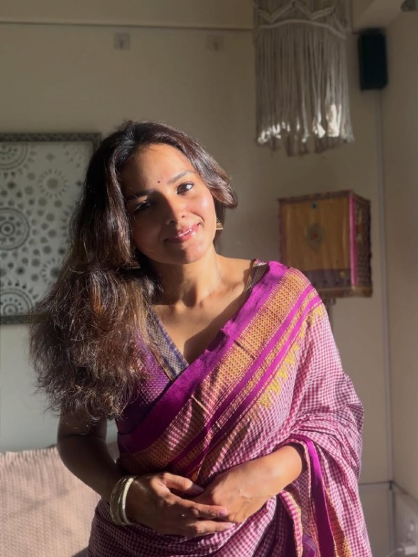 Titeekshaa Tawde Saree Look Reel Video