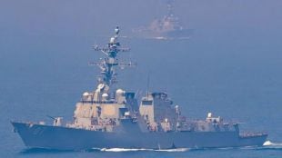 US Iran Strait of Hormuz clash May 7 2026 | अमेरिकन युद्धनौकेवर इराणचा हल्ला | Donald Trump warning Iran peace deal 2026 | USS Truxtun USS Mason Hormuz confrontation