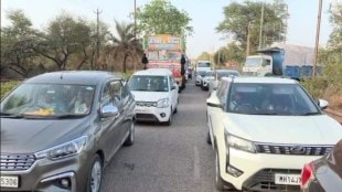 CNG shortage in Raigad Konkan | Long queues at CNG pumps Alibaug | Tanker drivers strike Maharashtra | Traffic congestion in Konkan tourism season