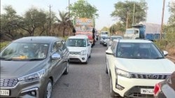 कोकणात आलेल्या पर्यटकांची दुहेरी कोंडी; पर्यटक, चाकरमानी आणि रिक्षाचालकांचे हाल