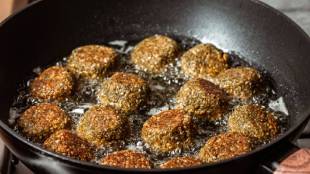 Which oil is best for deep-frying in India
