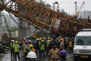 Dahisar Bhayandar Link Road accident site | Crane collapse at L&T construction project | Two workers killed in Bhayandar West | Mumbai infrastructure project safety mishap