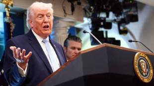 Donald Trump reacting to Iran proposal | डोनाल्ड ट्रम्प आणि इराण शांतता चर्चा | US Iran conflict latest updates Marathi | इराणचा नवा प्रस्ताव ट्रम्प यांनी नाकारला
