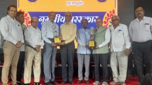 Dr Vivek Sawant at Numavi Awards Pune | Vitthal Maniyar and Shrikrishna Chitale Life Time Achievement | MKCL Vivek Sawant on AI and Marathi Language | Numavi Ratna and Bhushan Award Ceremony Pune