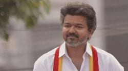 TVK Vijay CM Post Tamil Nadu Election Update : विजयची एक छोटी चूक ठरली मुख्यमंत्रीपदाच्या मार्गातील अडथळा? तमिळनाडूत सत्तास्थापनेचा हायव्होल्टेज ड्रामा!