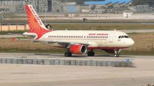Air India Nagpur Mumbai flights cancellation passenger terminal desk | Air India flight suspension 2026 scheduling updates grounded aircraft | एअर इंडिया नागपूर मुंबई विमान सेवा | एअर इंडिया उड्डाण स्थगिती २०२६ वेळापत्रक आणि डॉक्टर तिकीट दर वाढ