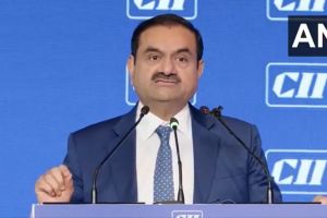 Gautam Adani at CII Summit 2026 | गौतम अदाणी यांचे ऊर्जा स्वातंत्र्यावर भाष्य | Impact of US Iran conflict on Indian energy | अदाणी समूहाचे अध्यक्ष आणि आत्मनिर्भर भारत संकल्पना