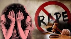 महिला शिक्षिकेच्या समोरच ३ वर्षीय चिमुकलीवर शाळेत बलात्कार, दिल्ली पोलिसांनी केली अटक; नेमकं प्रकरण काय?