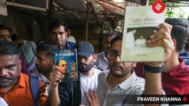 cockroach janta party protest photos