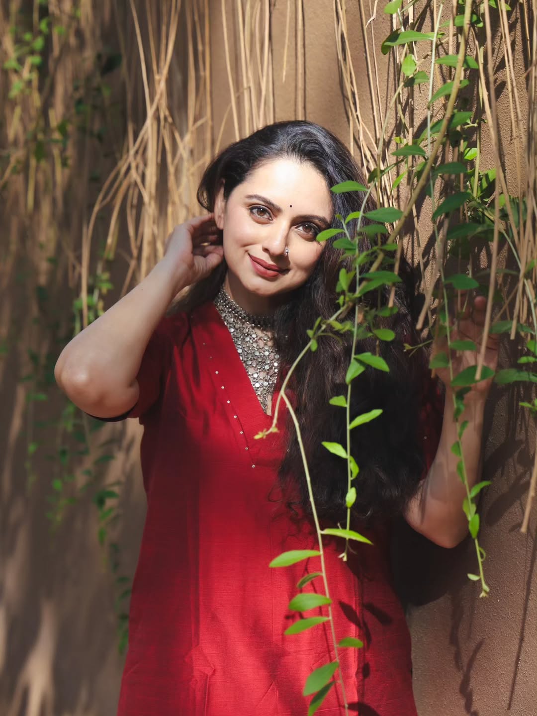 Shruti Marathe yellow nauvari saree look