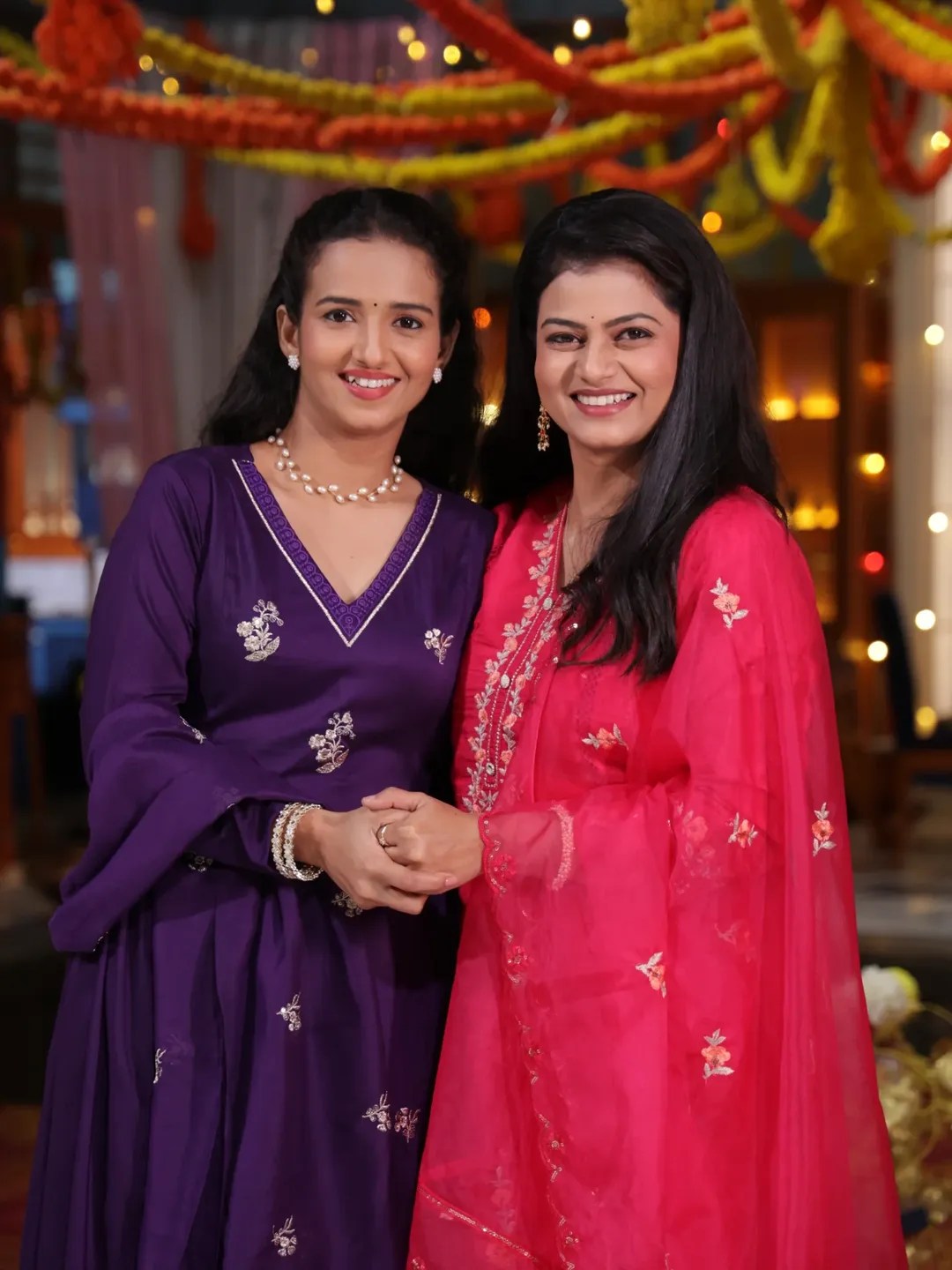 Deep Jyoti marathi serial actress sisters photos