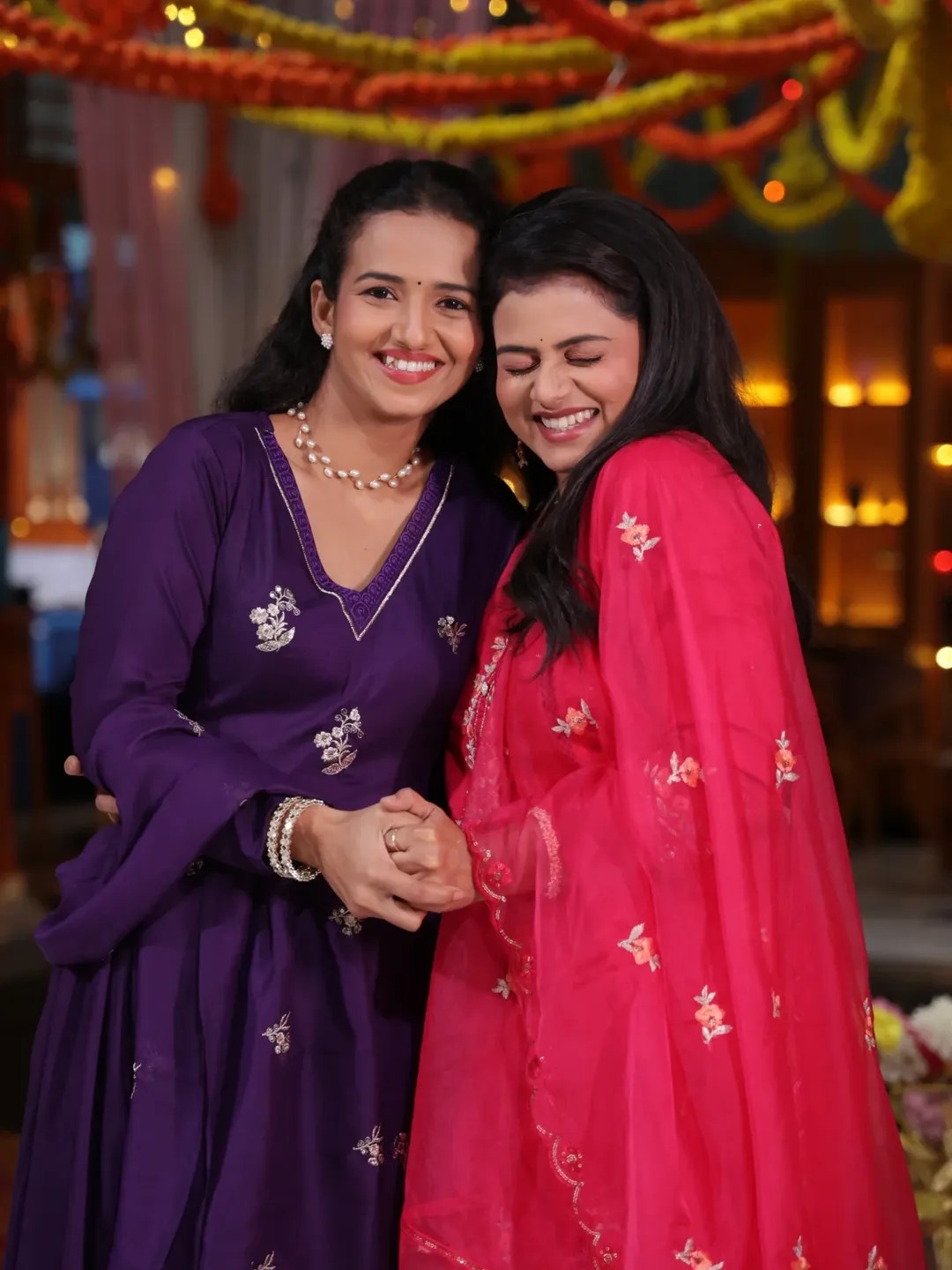 Deep Jyoti marathi serial actress sisters photos