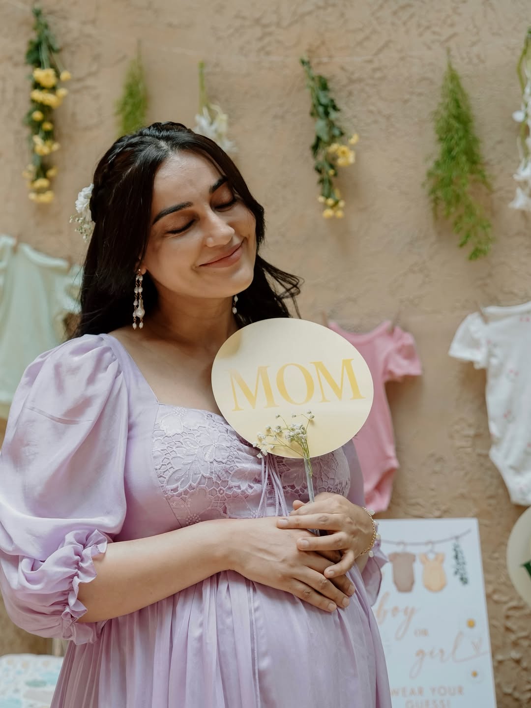 Surbhi Jyoti baby shower ceremony photos