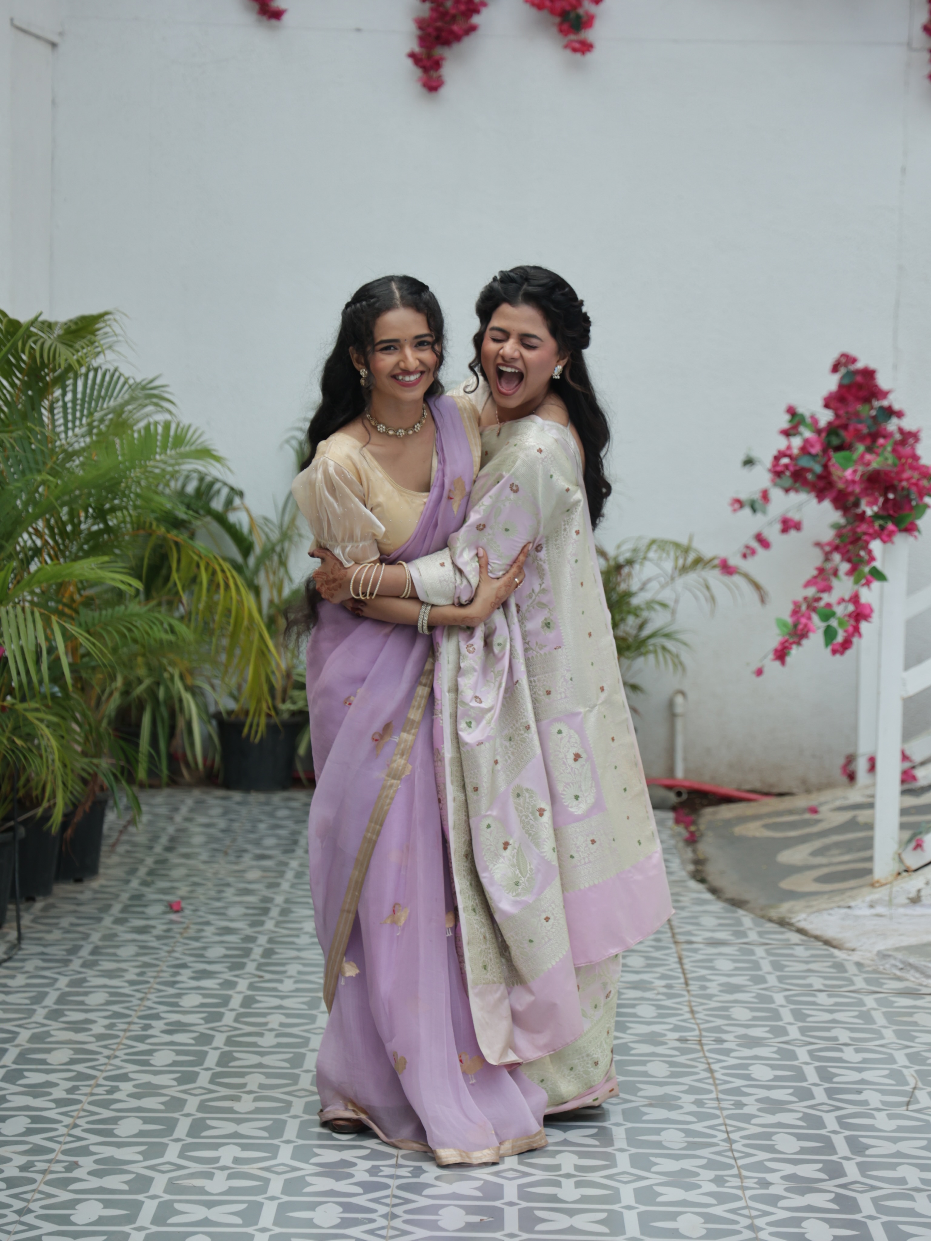 Deep Jyoti marathi serial actress sisters photos
