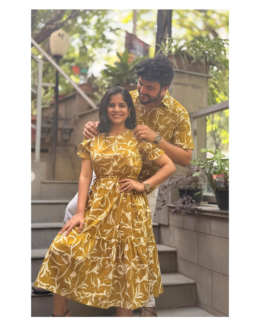 Amruta Deshmukh and Prasad Jawade twinning look photos