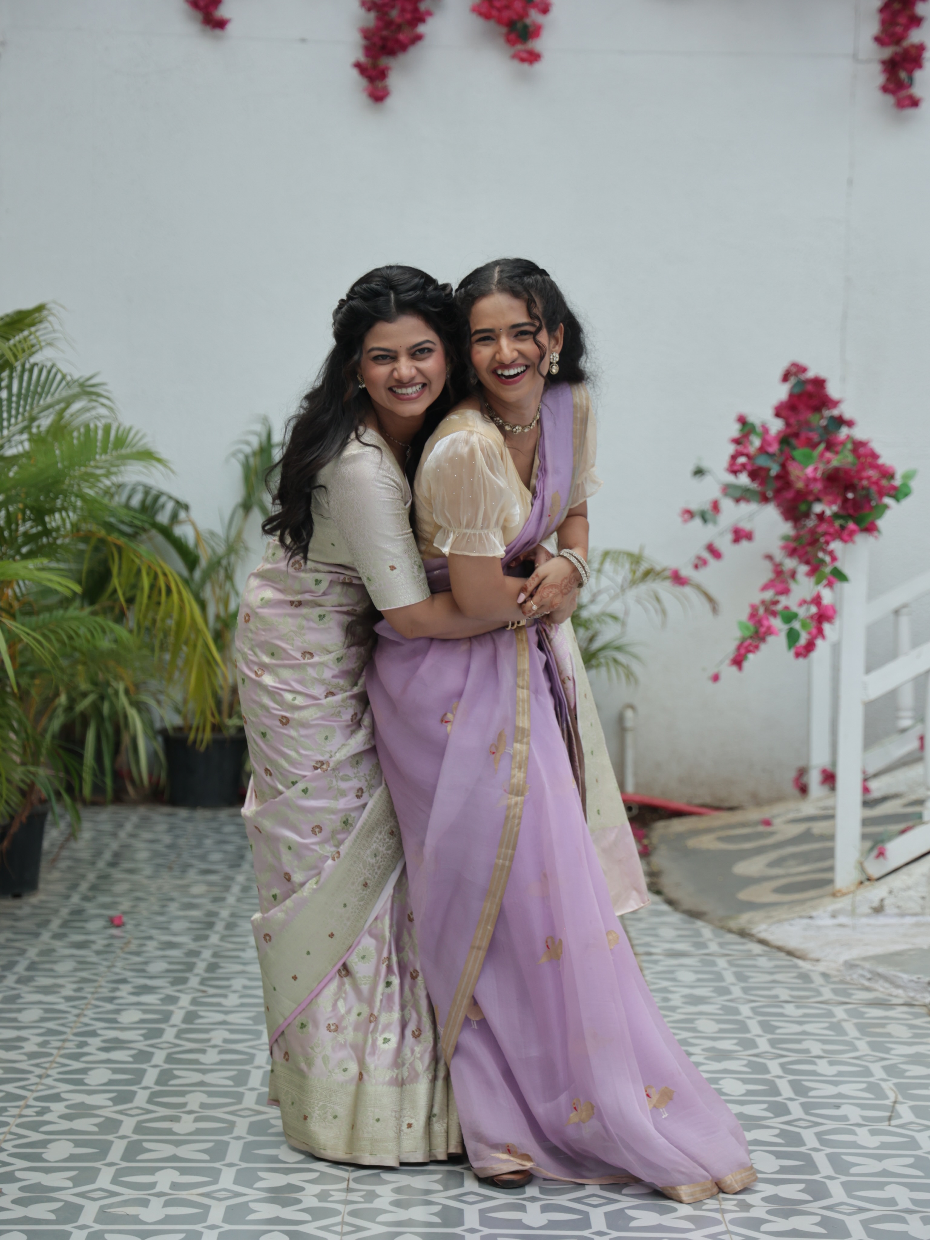 Deep Jyoti marathi serial actress sisters photos