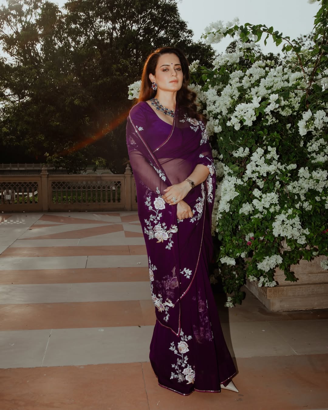 Kangana Ranaut purple saree look in Jaipur