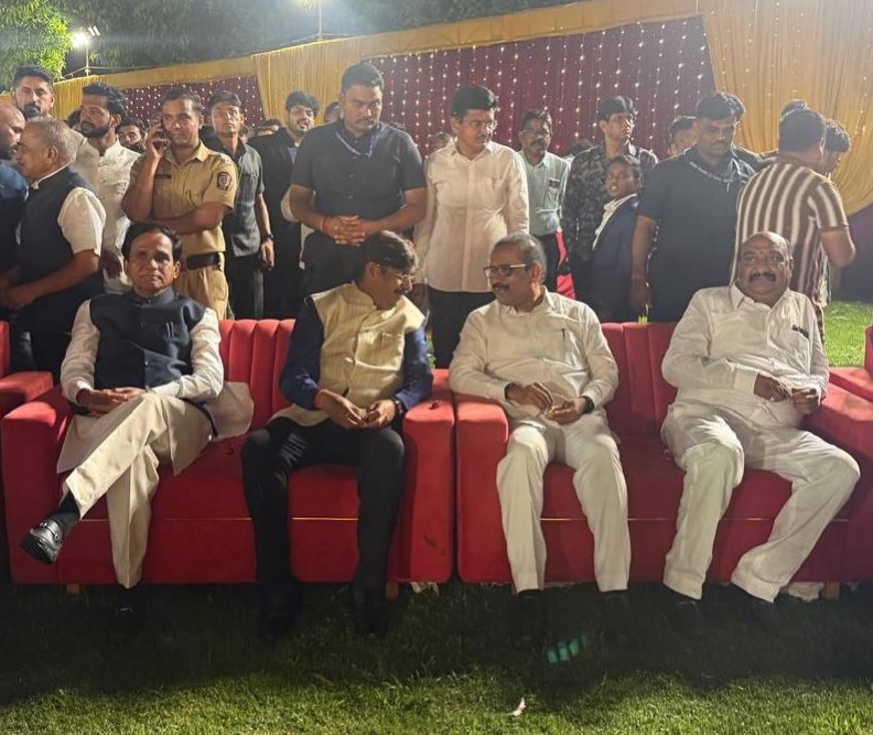 Nikhil Chavan Anushka Sarkate wedding attend political leaders